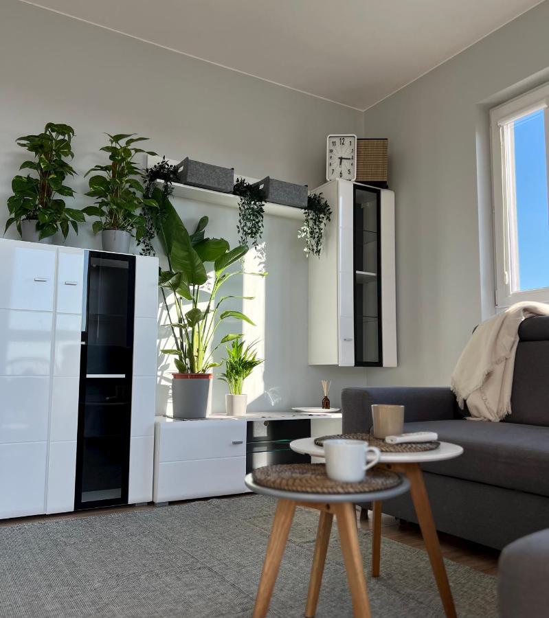 Wiatraczna 136 Apartment Варшава Екстериор снимка